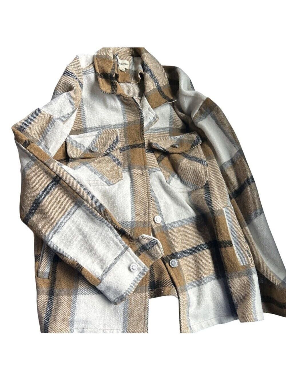 Women’s flannel jacket brand is Lala factory size large